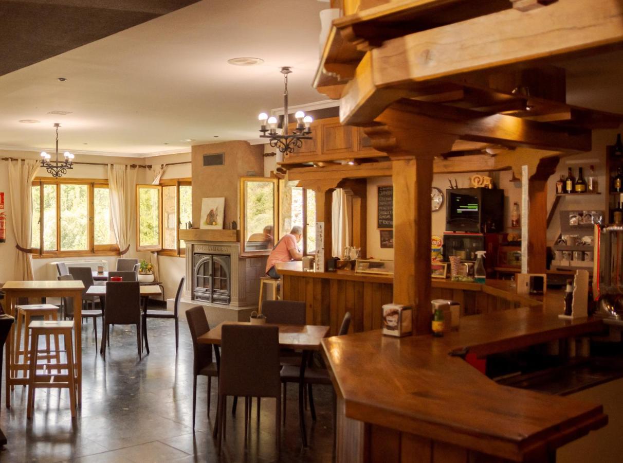 Hostal Restaurante Ventasierra Valdore Bagian luar foto