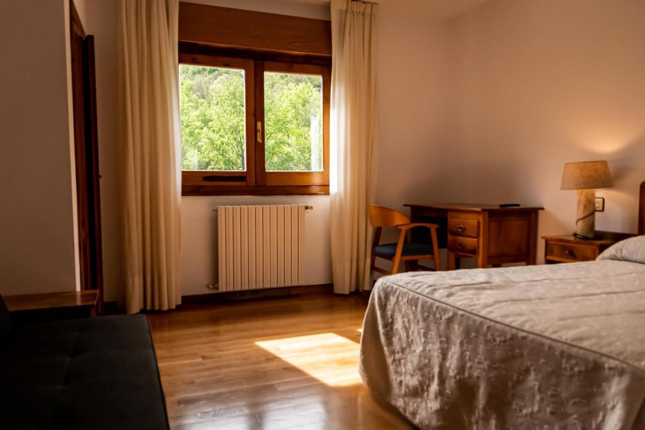 Hostal Restaurante Ventasierra Valdore Bagian luar foto