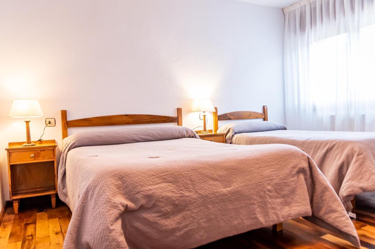 Hostal Restaurante Ventasierra Valdore Bagian luar foto