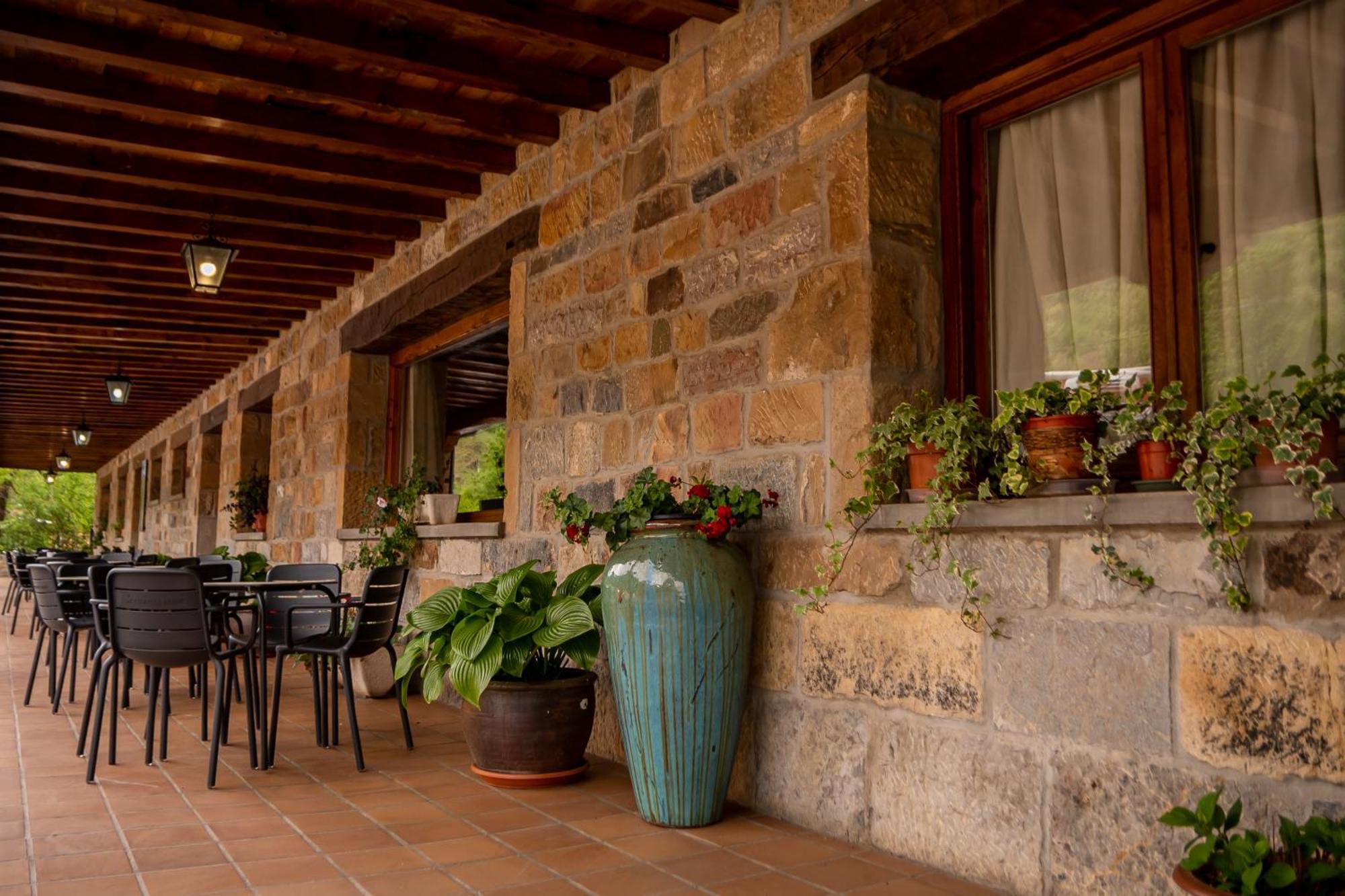 Hostal Restaurante Ventasierra Valdore Bagian luar foto
