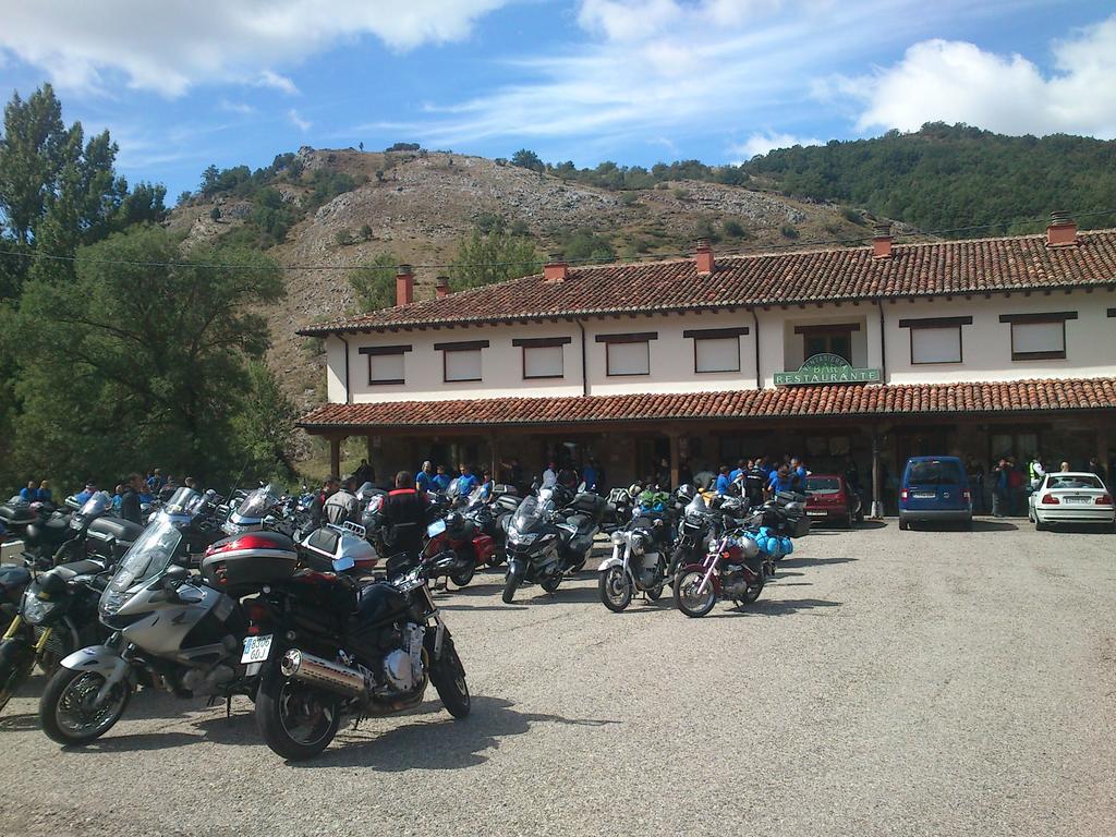 Hostal Restaurante Ventasierra Valdore Bagian luar foto